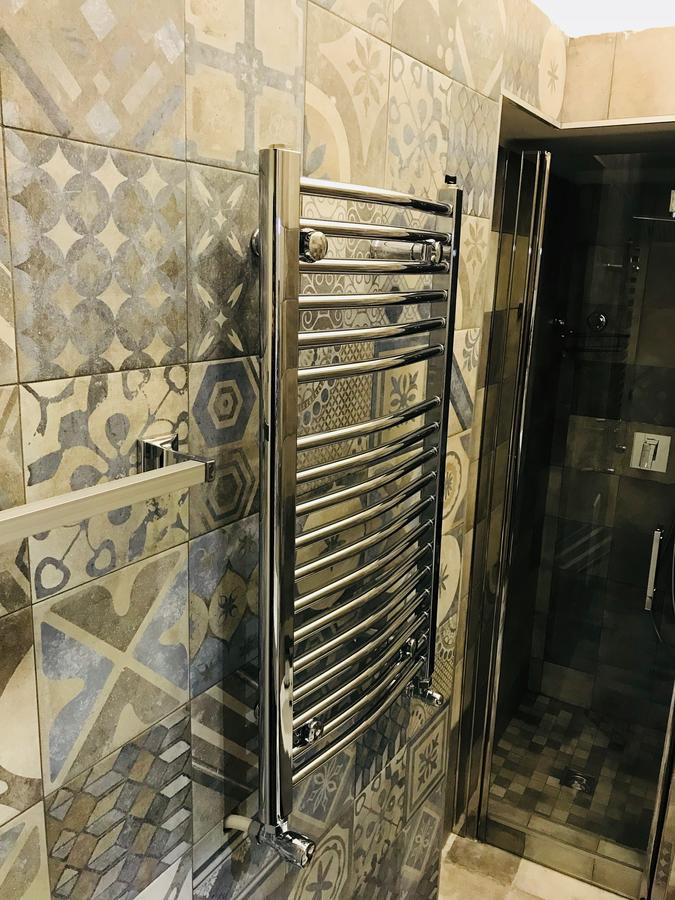Bed & Breakfast Terrazza Aragon And 2*